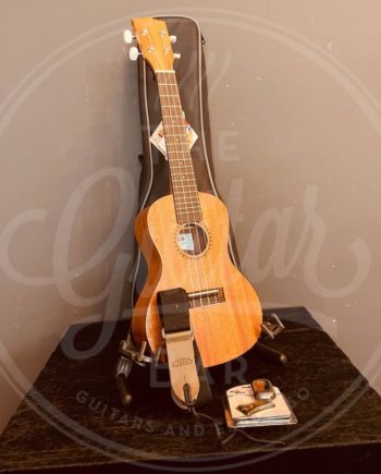 Kala Spruce Top Bundle w/bag