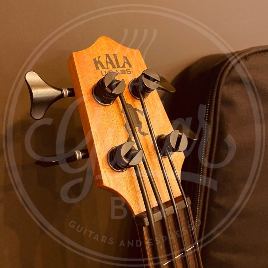 Kala SCOUT ACOUSTIC-ELECTRIC U-BASS fretless