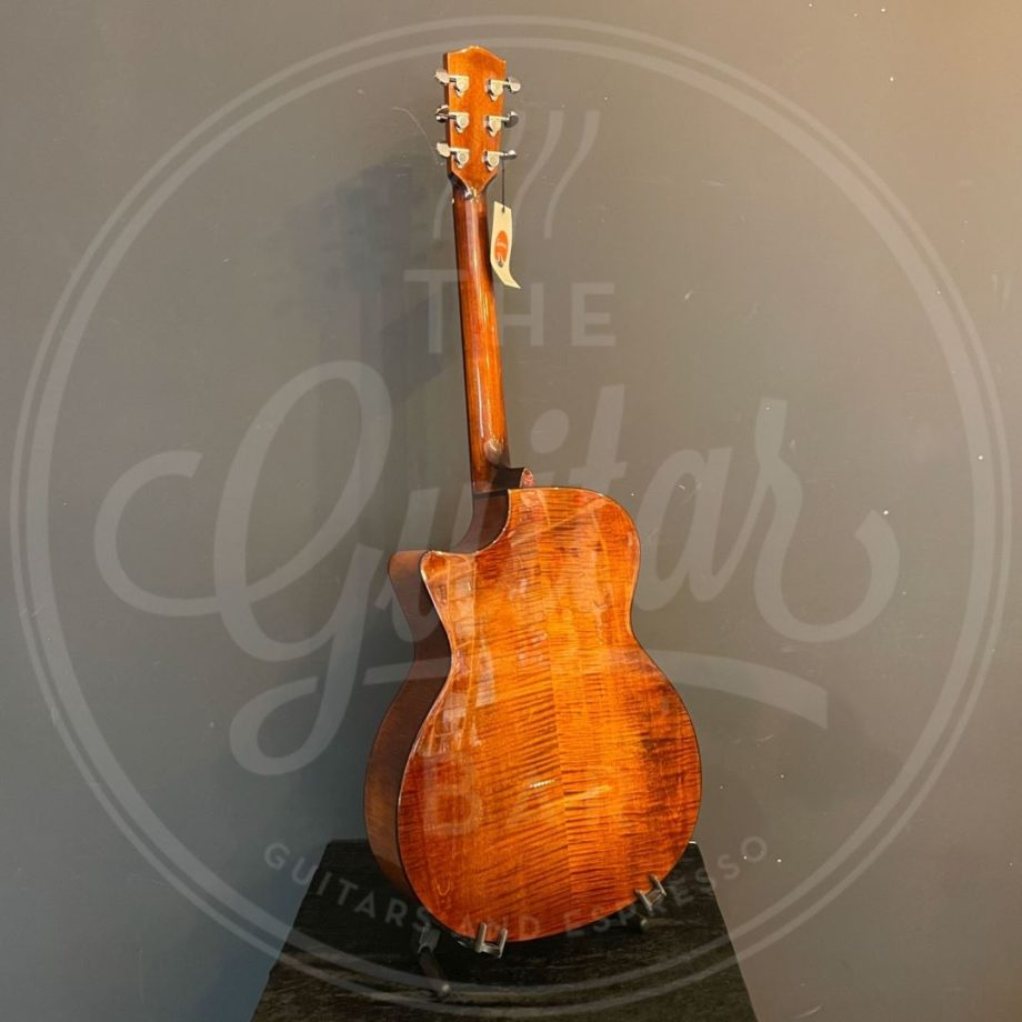 Eastman PCH3-GACE-CLA: GA, Solid Spruce/Lam Mpl, PU