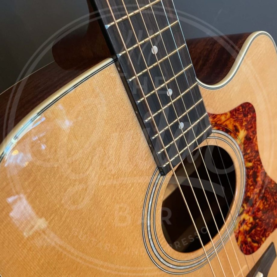 Guild D-140CE NAT W/B