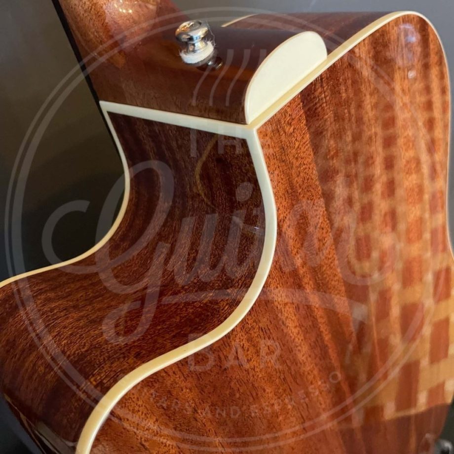 Guild D-140CE NAT W/B