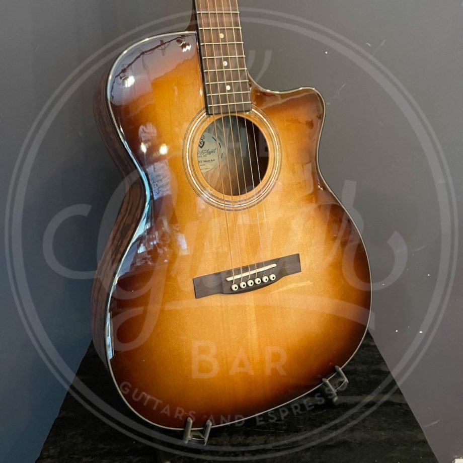 Guild OM-260CE Deluxe Burl EB