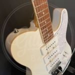 VINTAGE REVO SERIES TRIO GUITAR - ARCTIC WHITE