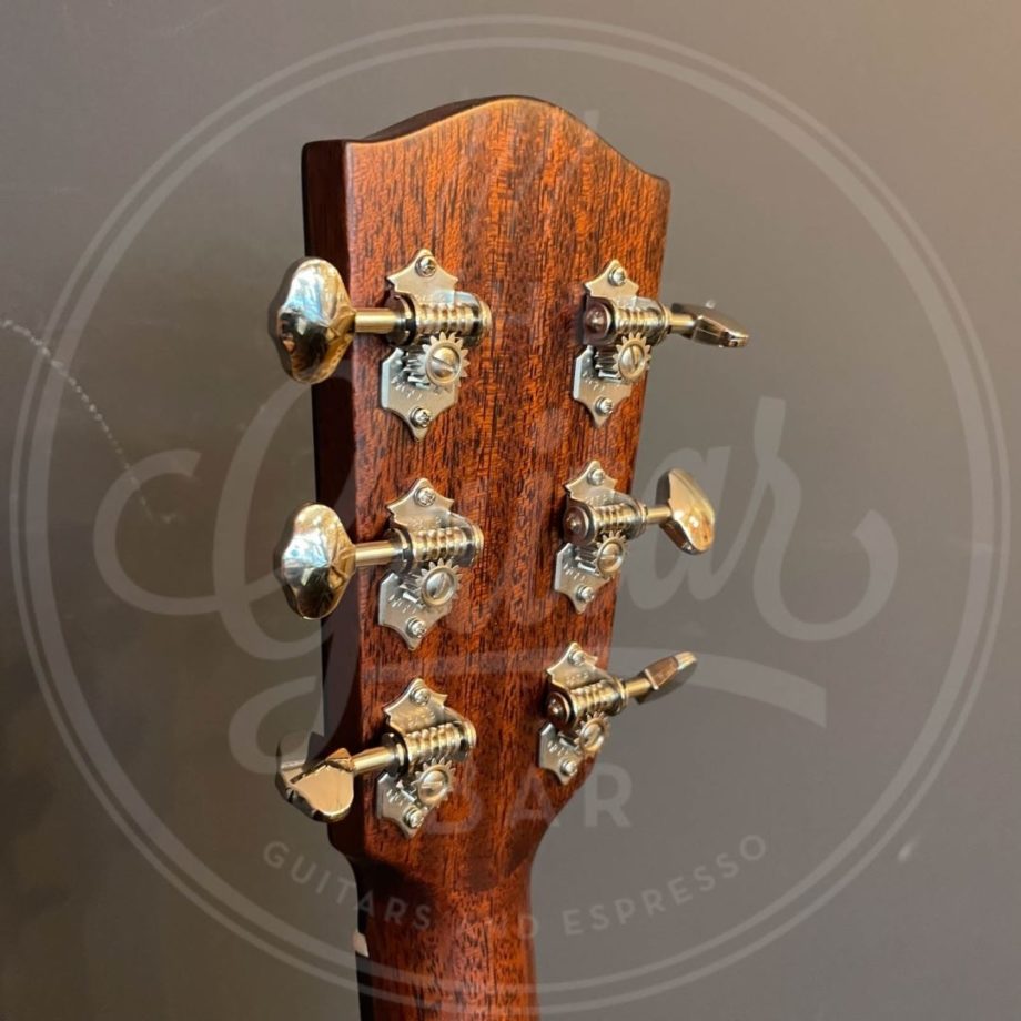 Eastman sitka-topped sloped DN mahogany bs