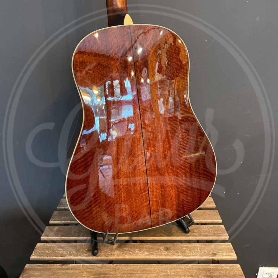 Eastman sitka-topped sloped DN mahogany bs