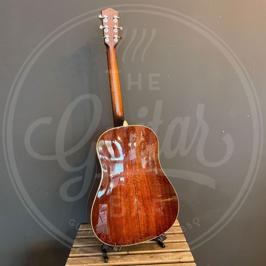 Eastman sitka-topped sloped DN mahogany bs