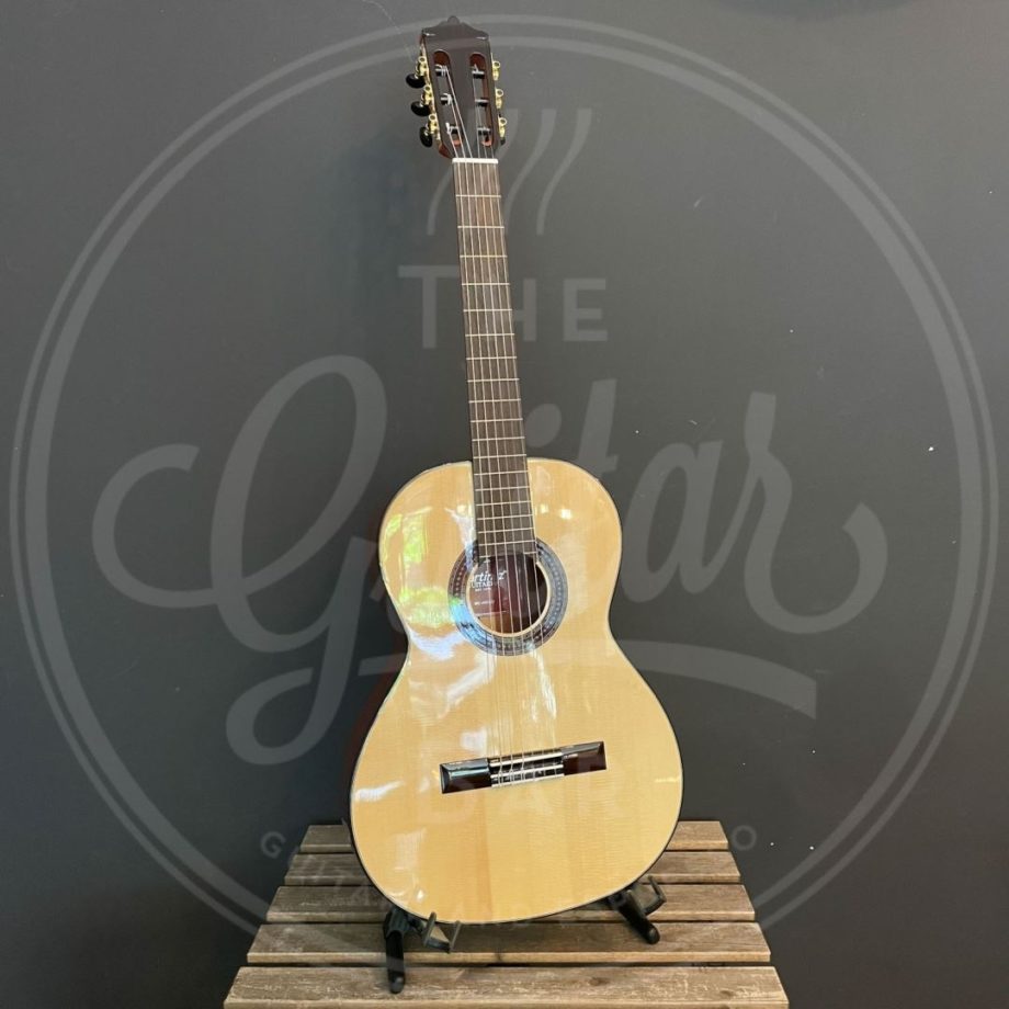 Martinez Standard Series classic guitar, solid spruce top, mahogany b&s, pau ferro fb, cadete model, 615mm