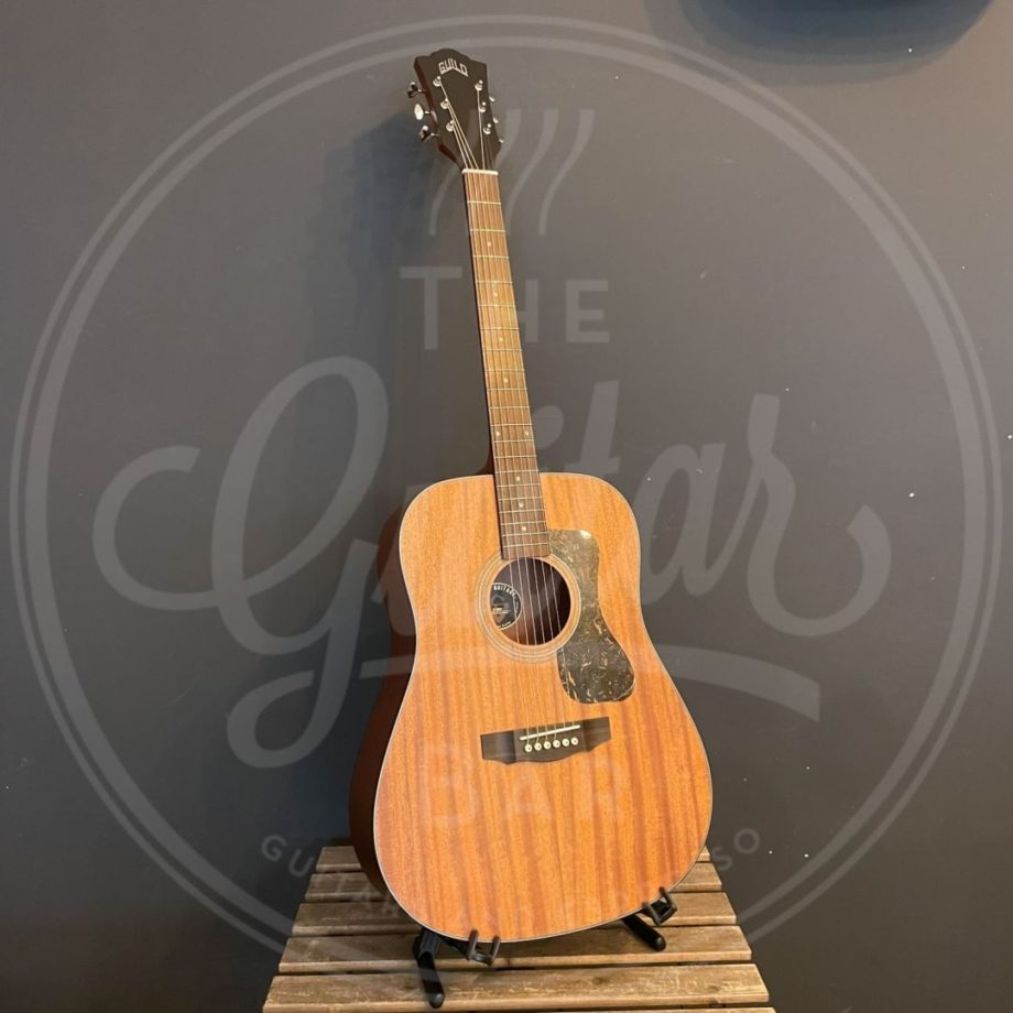 Guild D-320 NAT