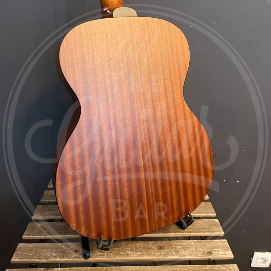Guild OM-320 NAT