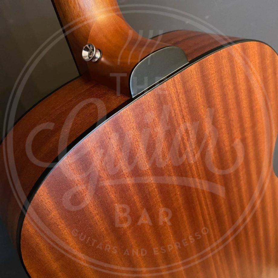 Guild OM-320 NAT