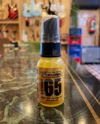 Dunlop ultimate lemon oil