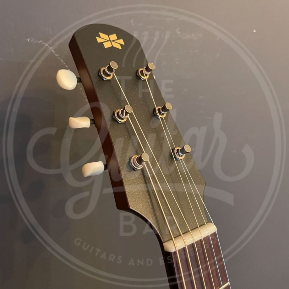 Iris JB Indian Rosewood Sides and back - Flower Logo