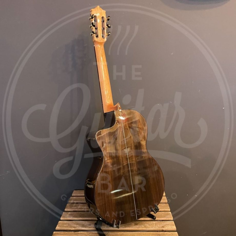 Martinez B-stock guitar with minor finishing flaws