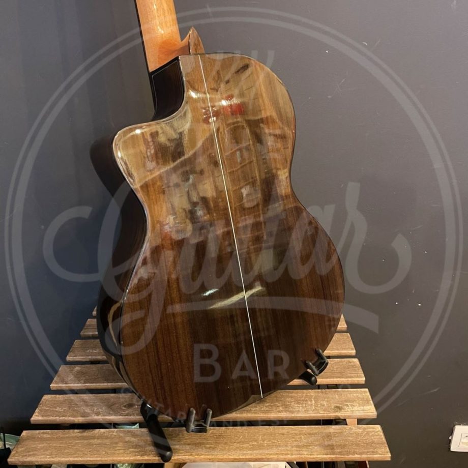 Martinez B-stock guitar with minor finishing flaws