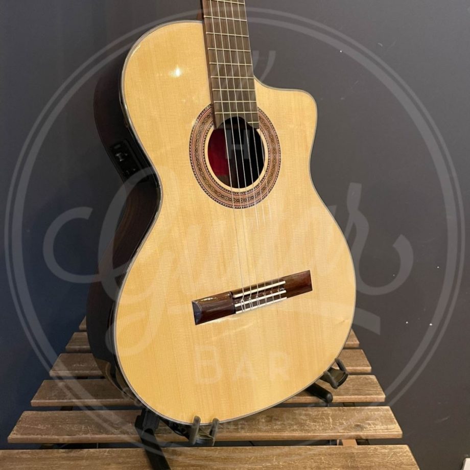 Martinez B-stock guitar with minor finishing flaws