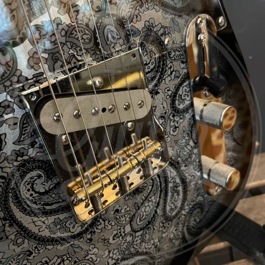 L's Choice nr10 paisley
