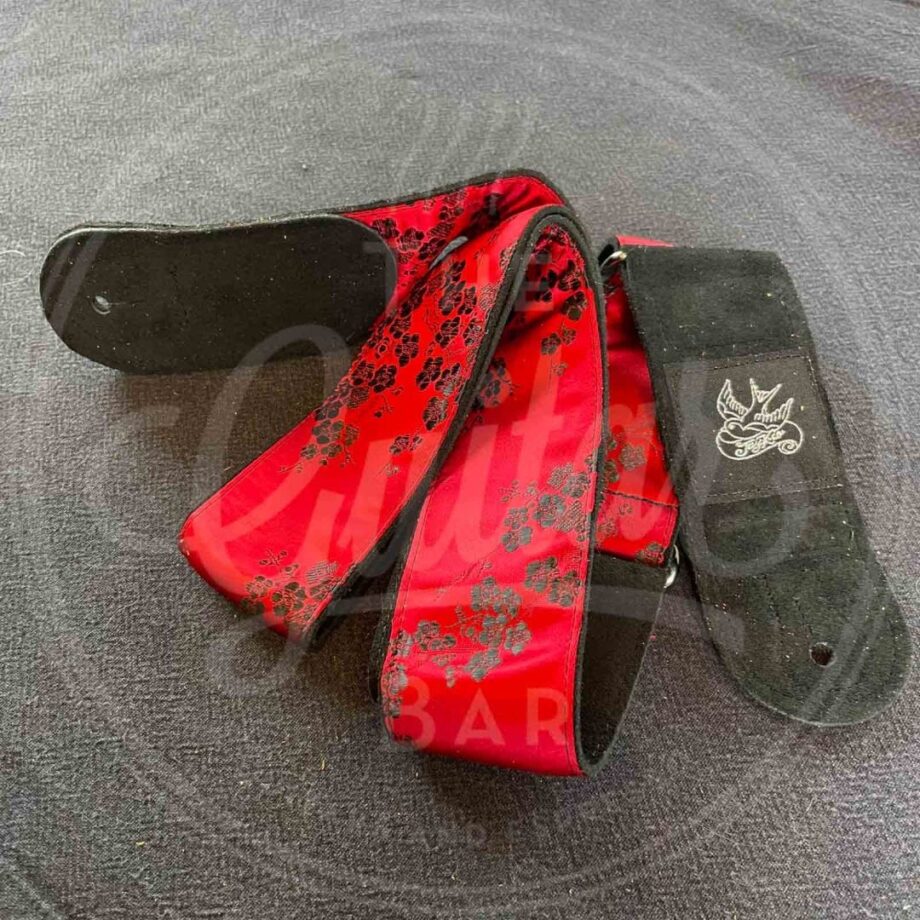 Jaykco Black Bamboo on Red