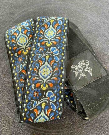 Jaykco Blue Flower Woven on Black