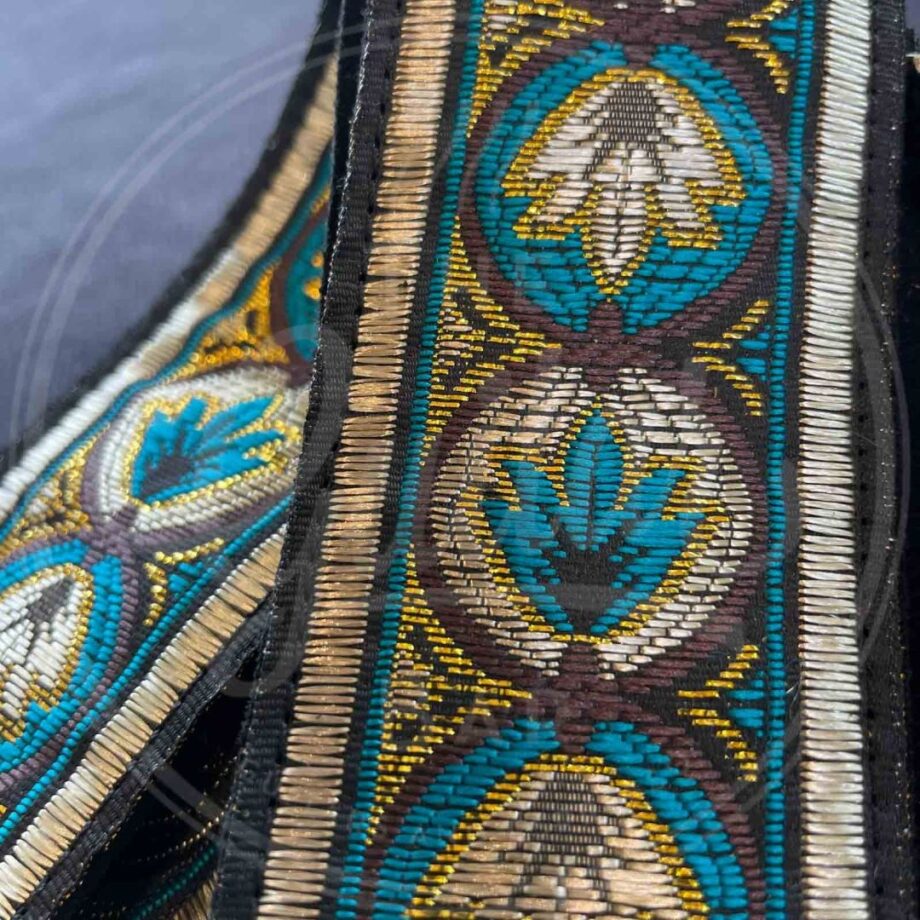 Jaykco Metallic Woven