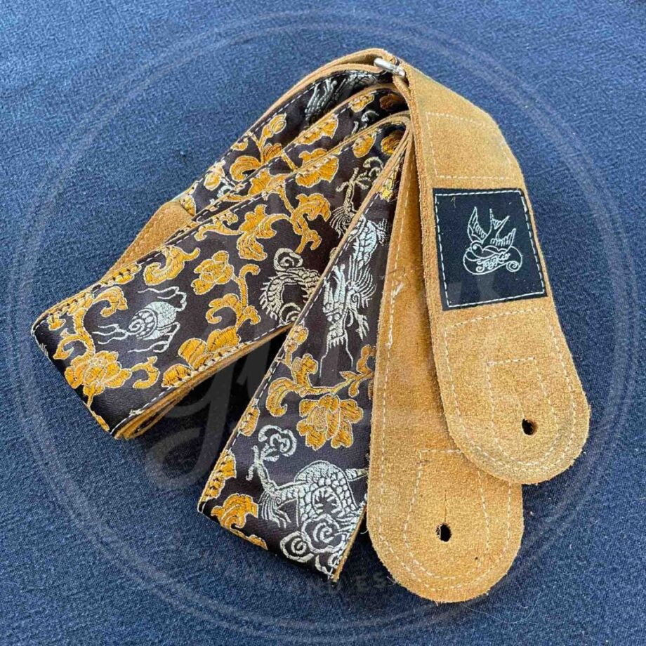 Jaykco Orange and gold dragon on brown