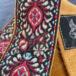 Jaykco TOASTYRED FLOWER WOVEN