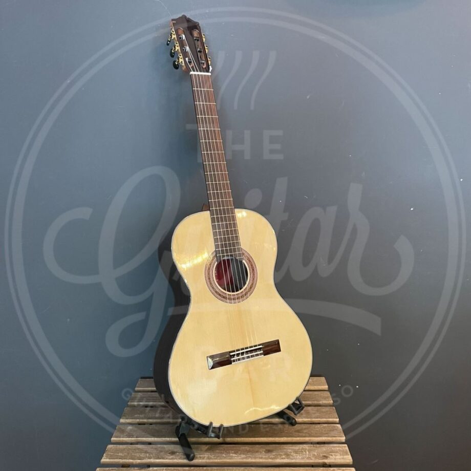 Martinez B-stock guitar with minor finishing flaws
