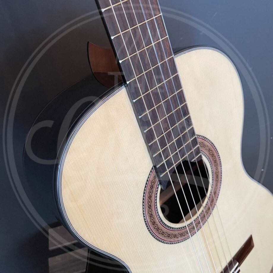 Martinez B-stock guitar with minor finishing flaws