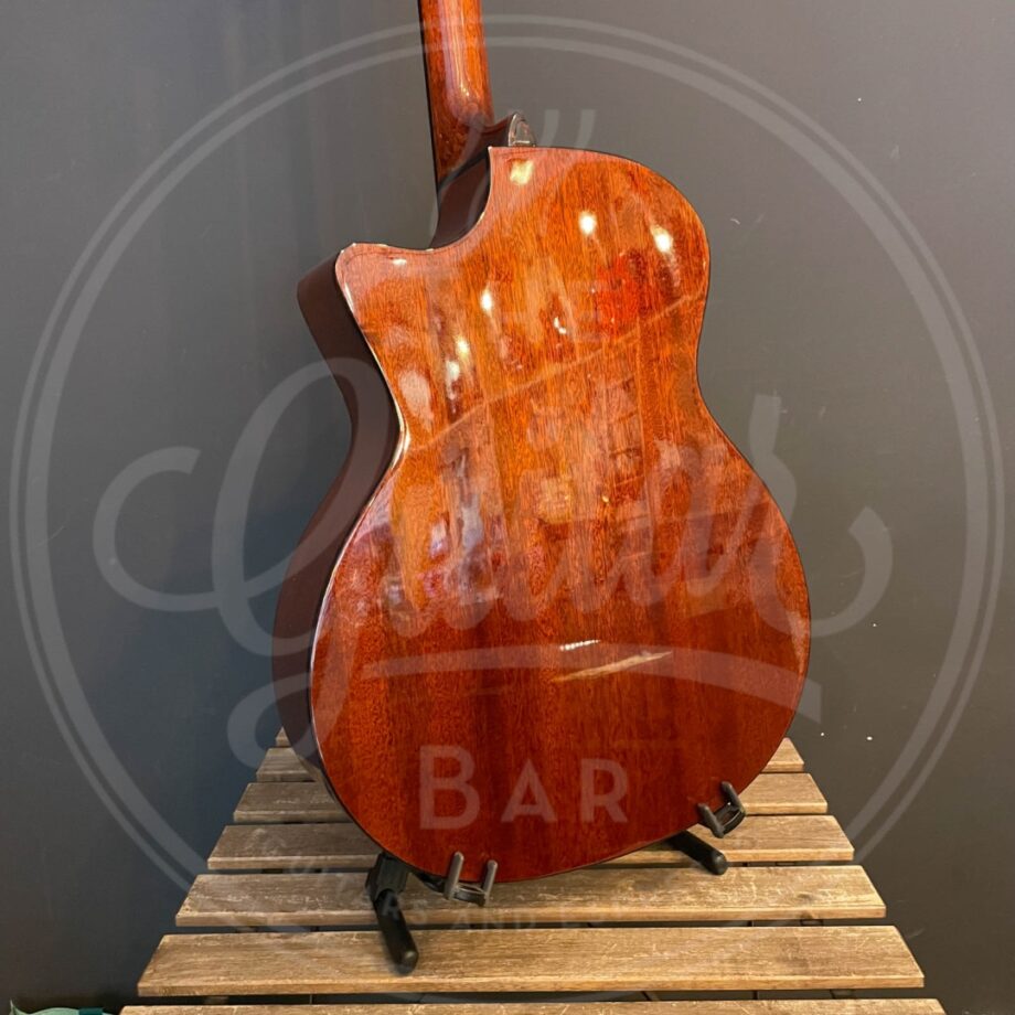 Eastman AC122-1CE-DLX