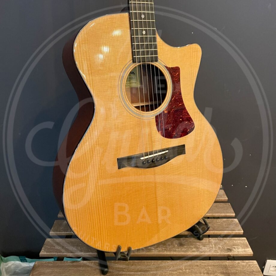 Eastman AC122-1CE-DLX