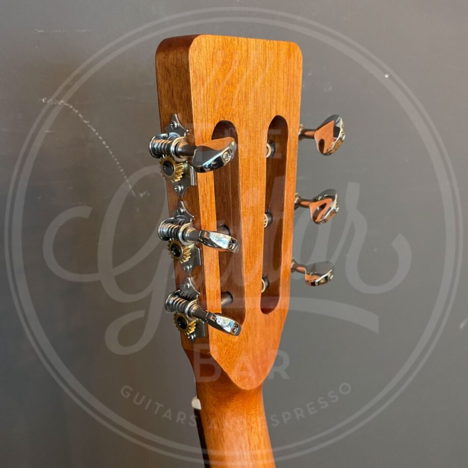 Vintage V600N Fret Dancer acoustic guitar