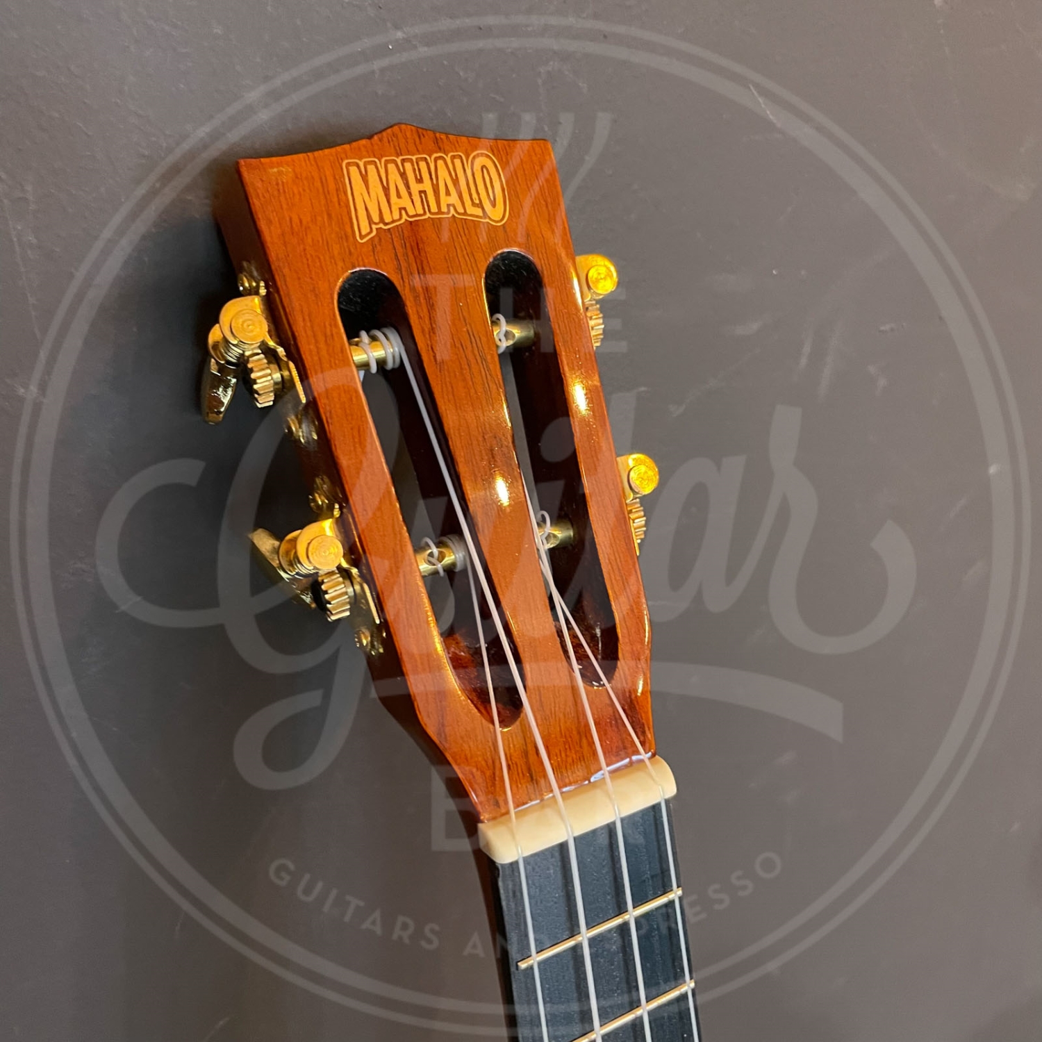 Mahalo Java Series Soprano Elec Uke - Vint Nat