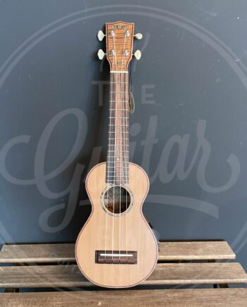 Mahalo master Series Soprano Electro Ukulele