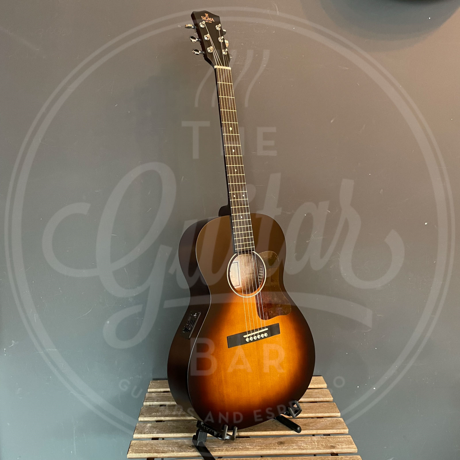 sigma solid sitka spruce top EA parlor sunburst satin