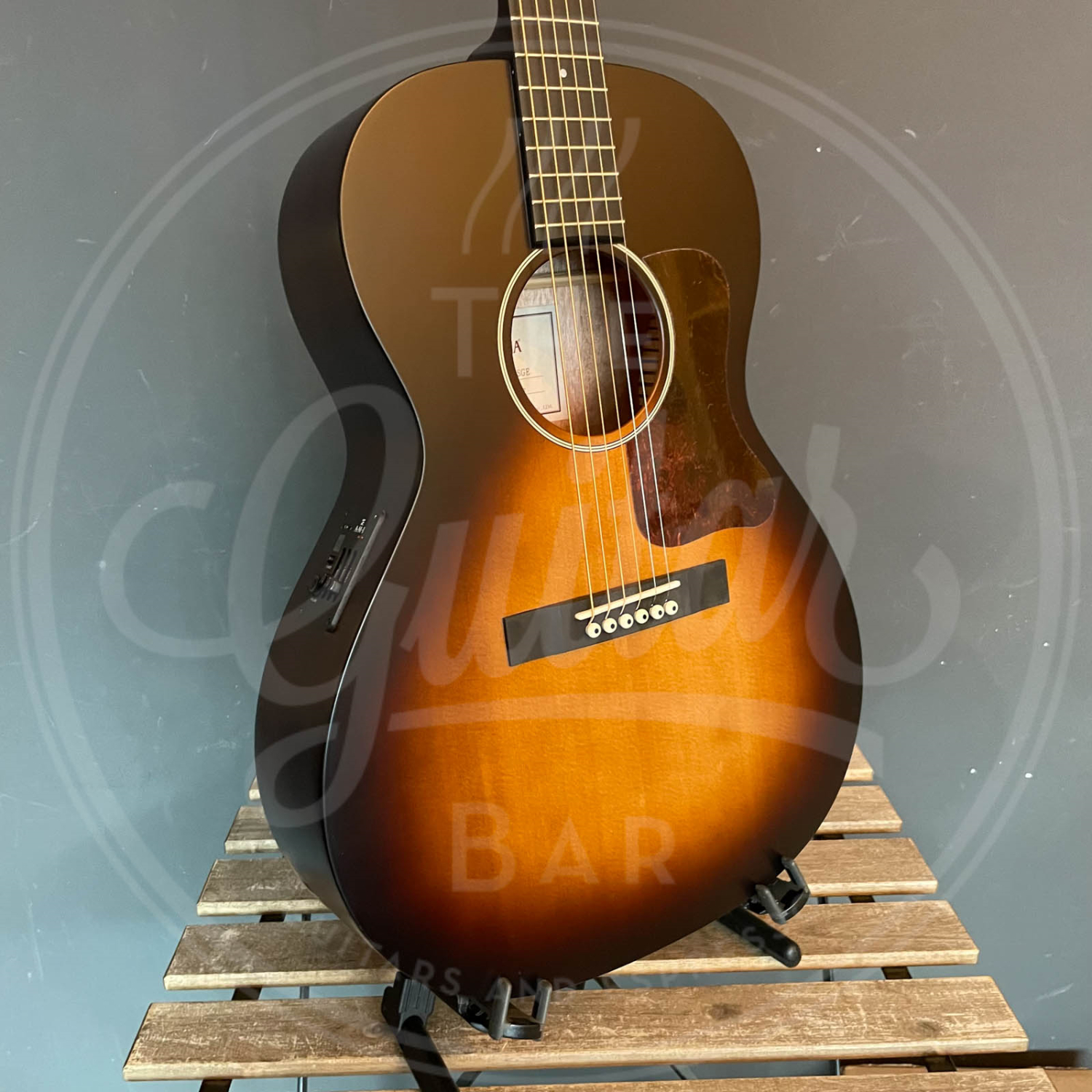 sigma solid sitka spruce top EA parlor sunburst satin