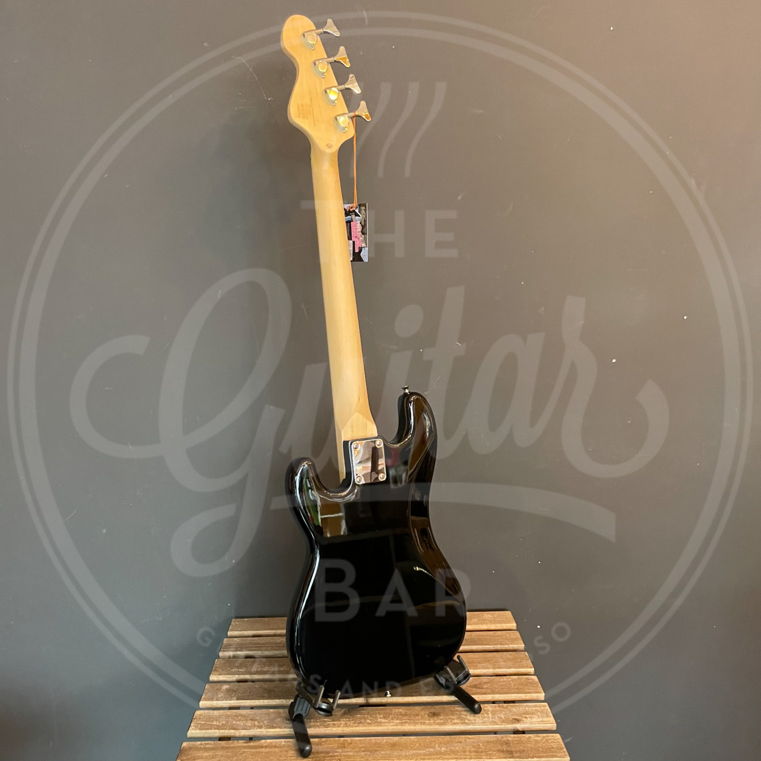 Vintage V30 COASTER SERIES 7/8 BASS