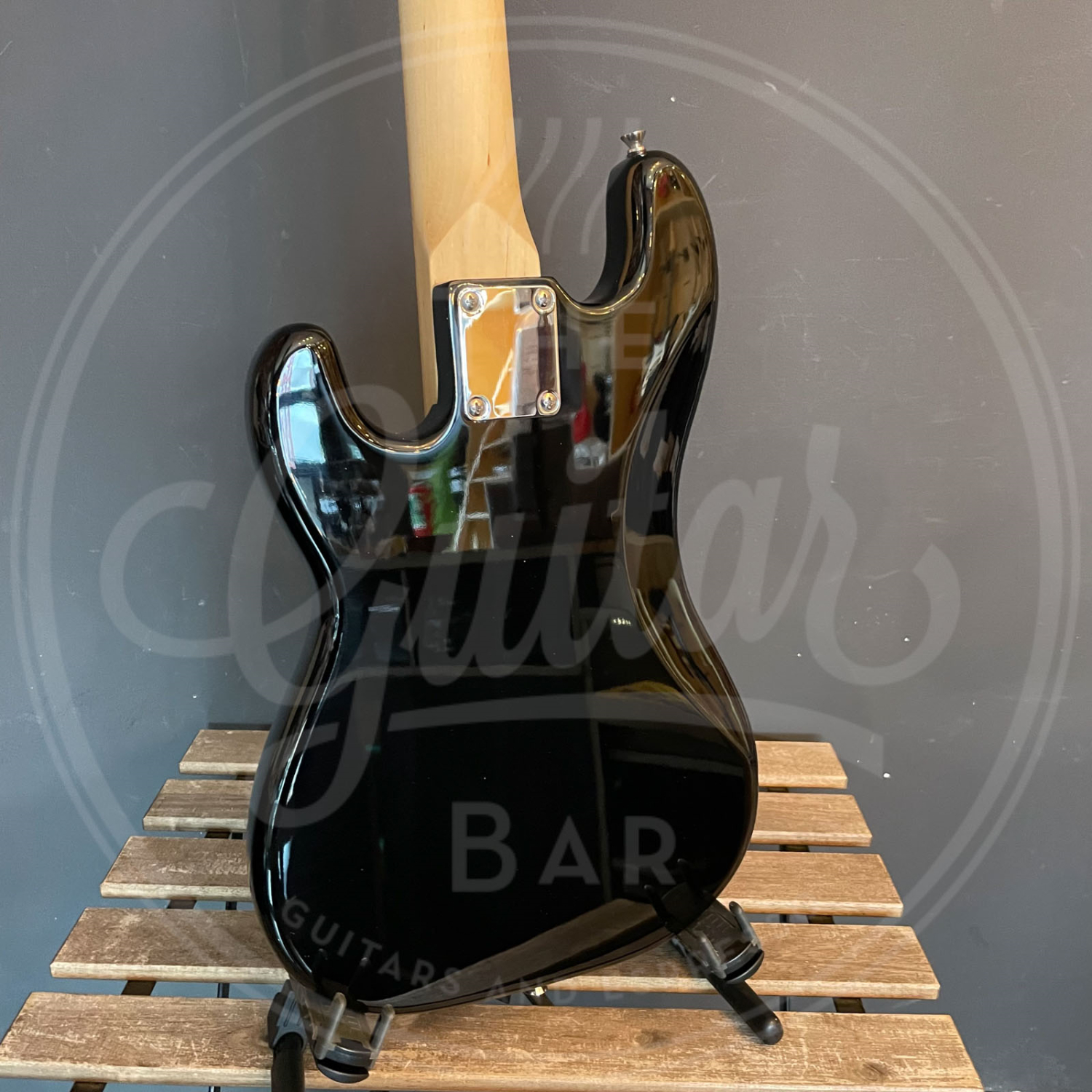 Vintage V30 COASTER SERIES 7/8 BASS