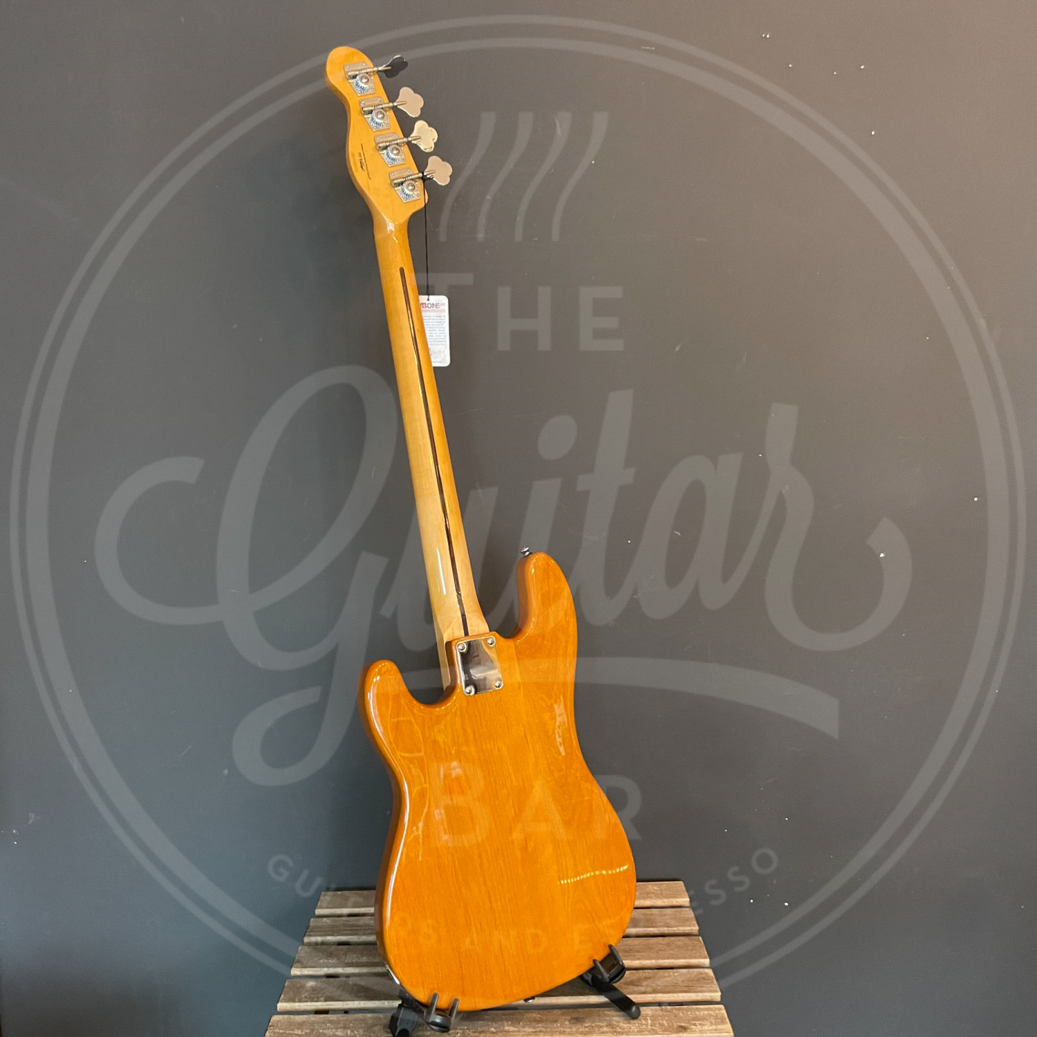VINTAGE V51 BASS GUITAR - VINTAGE