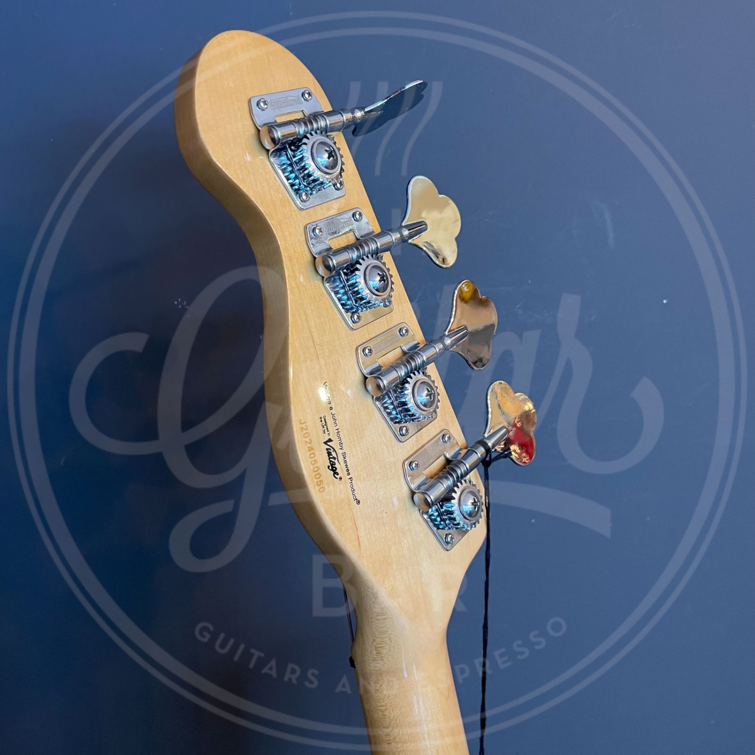 VINTAGE V51 BASS GUITAR - VINTAGE