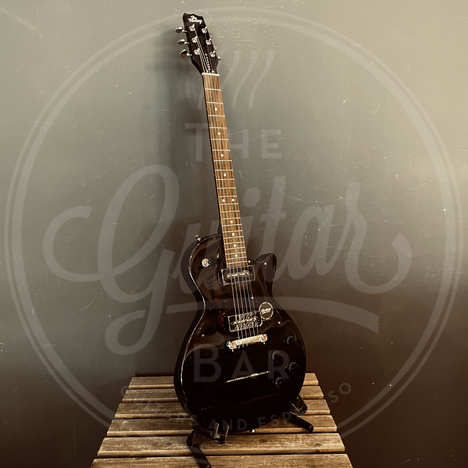 Heritage Ascent H-137 P90, Okoume Singlecut P90s, Black