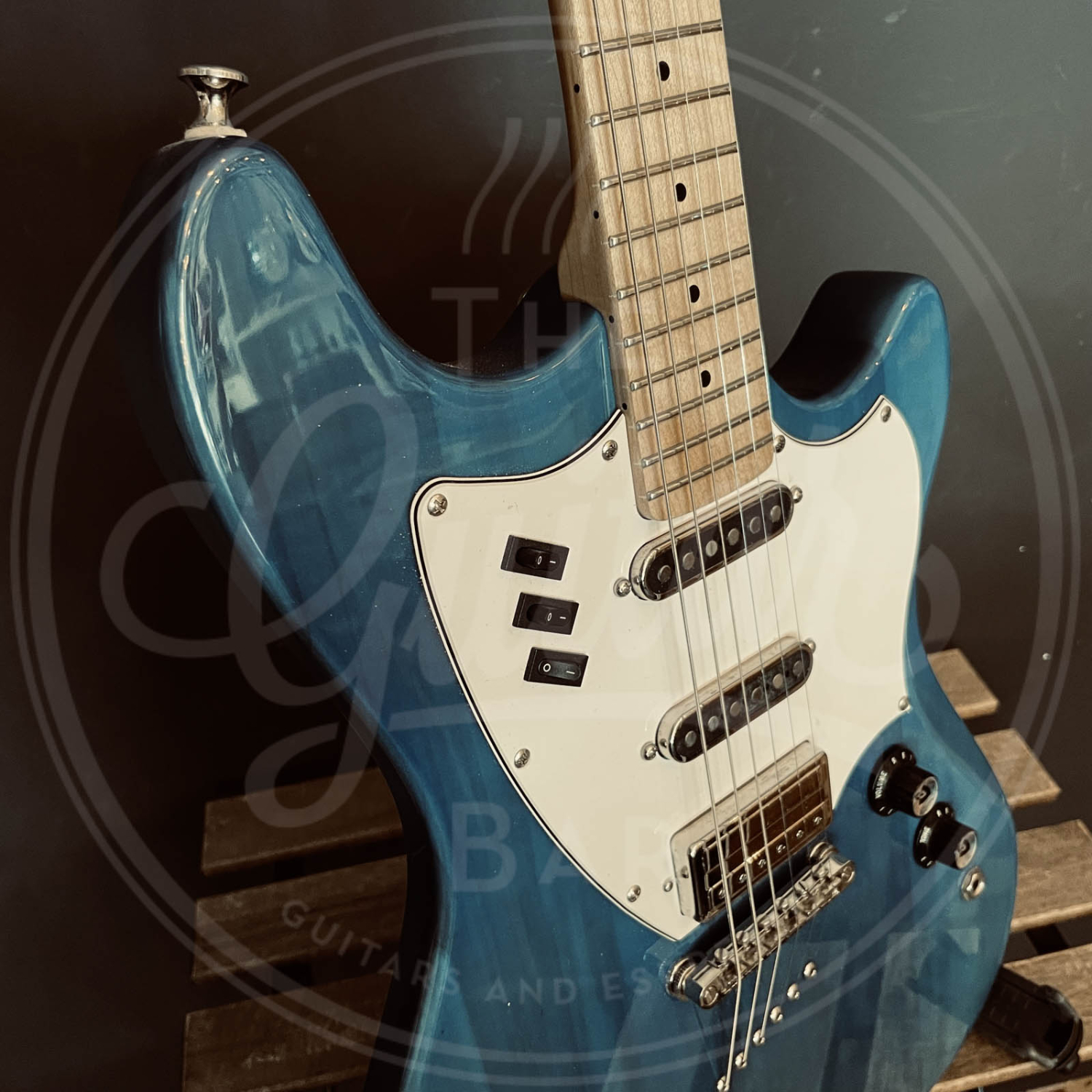 Guild Surfliner HSS w gig bag