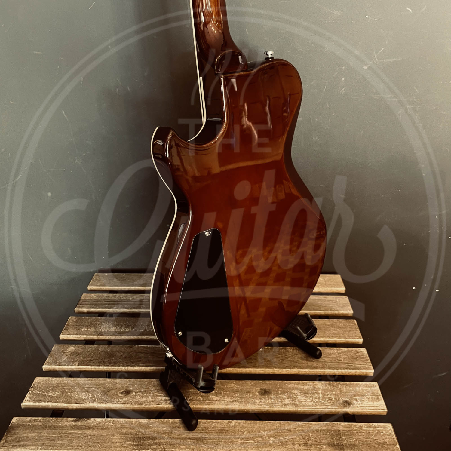 Reverend Roundhouse - Midnight Black