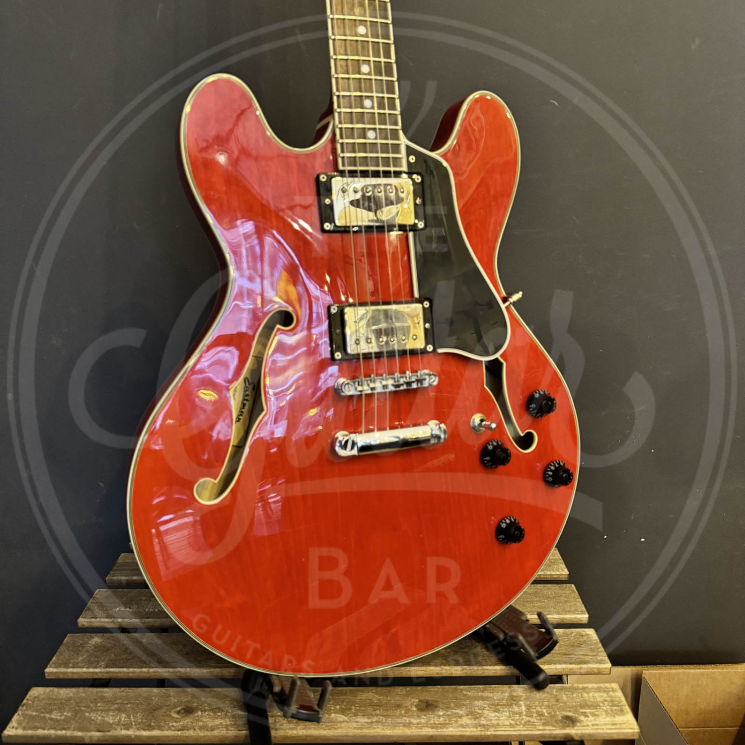 Eastman T-386 no case